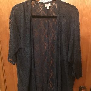 EUC Lace Lularoe Lindsay Medium